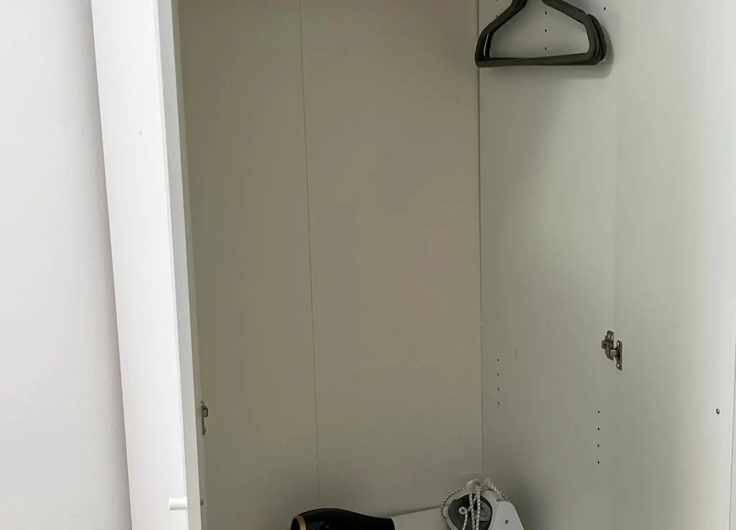 Spacious Apartments In Central Cologne, Near The Cathedral