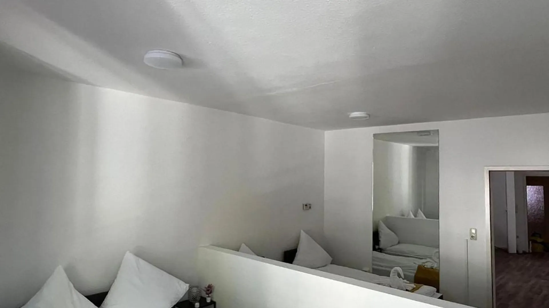 Spacious Apartments In Central Cologne, Near The Cathedral