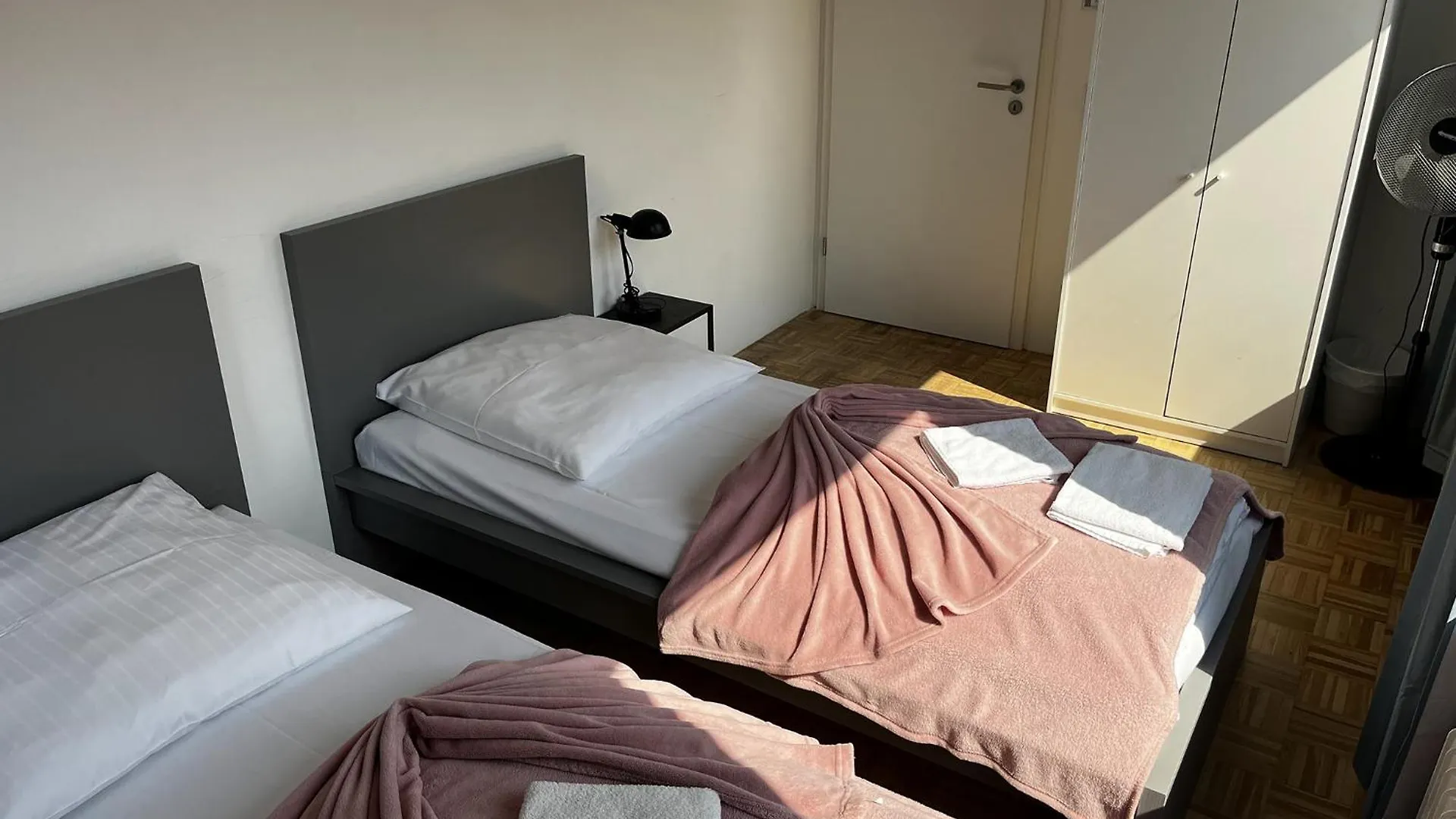 Spacious Apartments In Central Cologne, Near The Cathedral