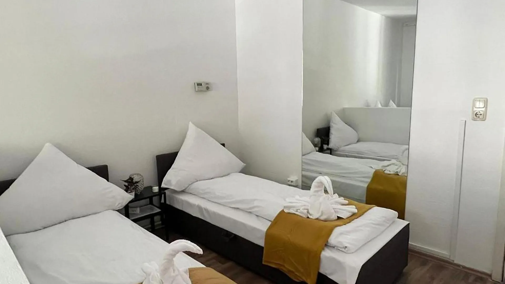 Spacious Apartments In Central Cologne, Near The Cathedral
