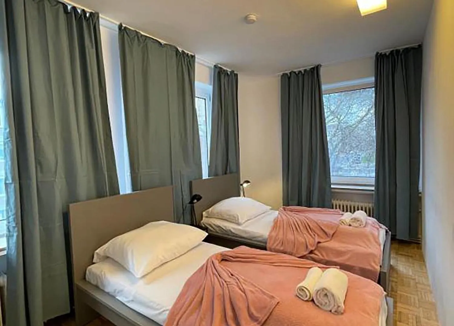 Spacious Apartments In Central Cologne, Near The Cathedral Německo