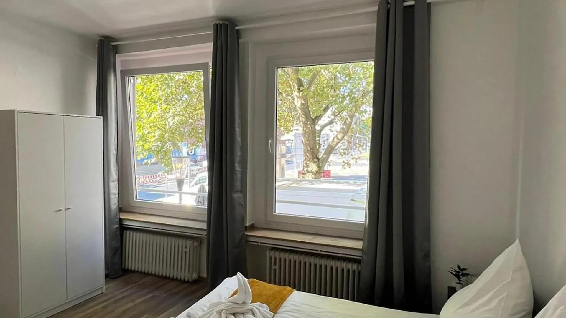 Spacious Apartments In Central Cologne, Near The Cathedral