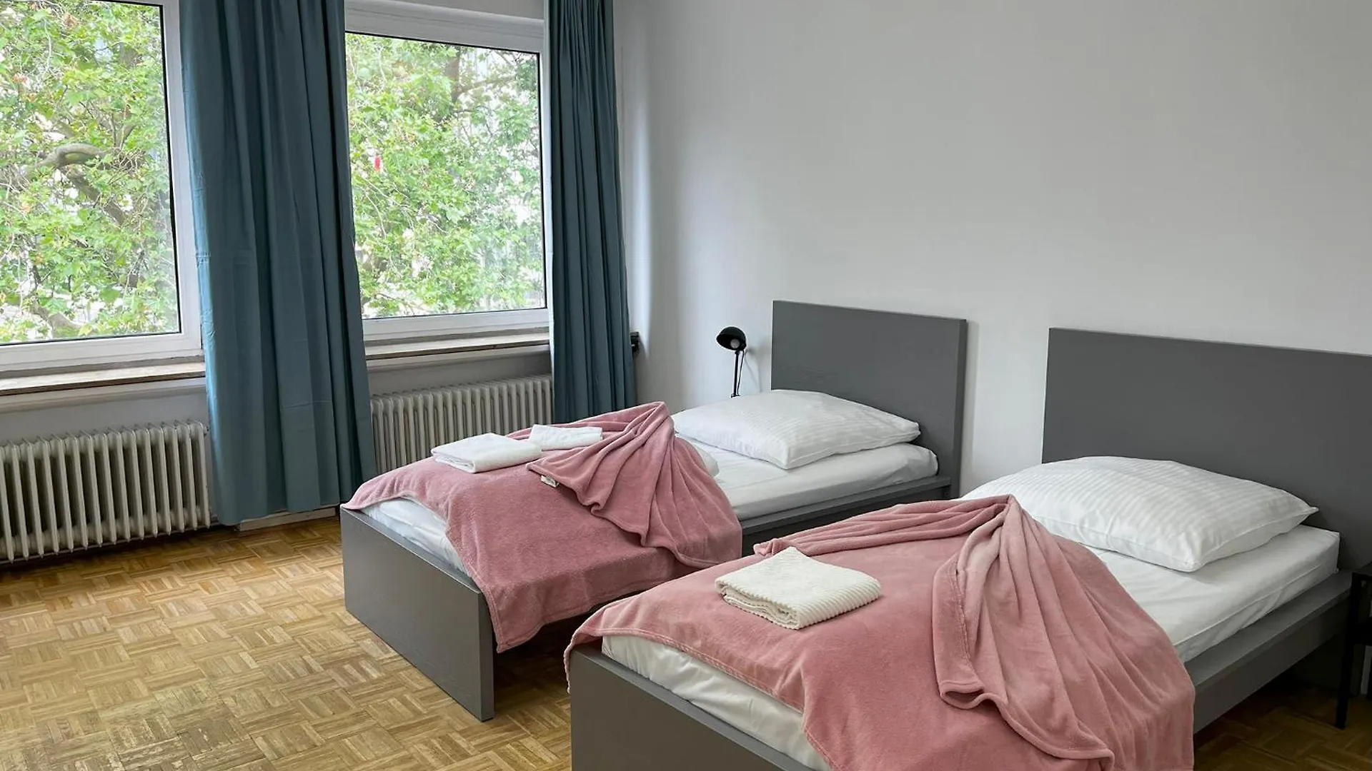 Spacious Apartments In Central Cologne, Near The Cathedral