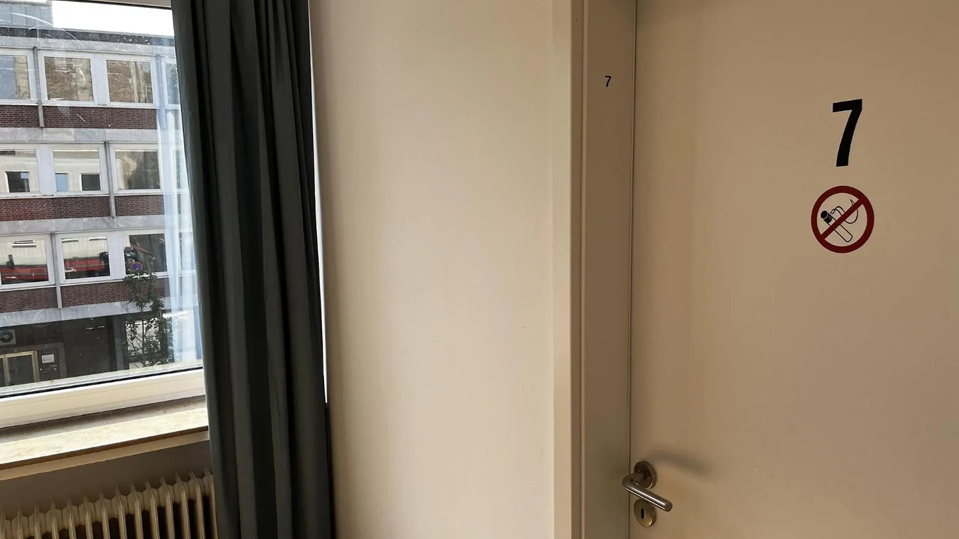 Spacious Apartments In Central Cologne, Near The Cathedral