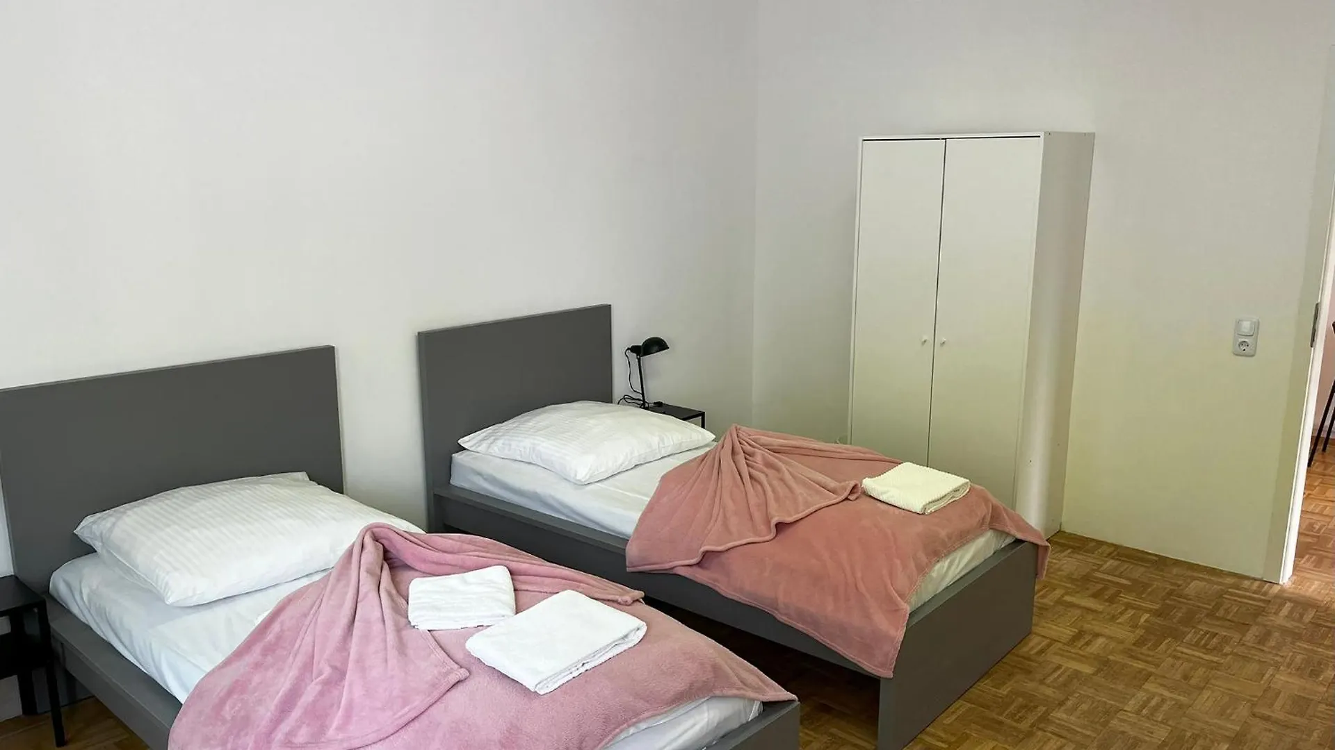 Spacious Apartments In Central Cologne, Near The Cathedral