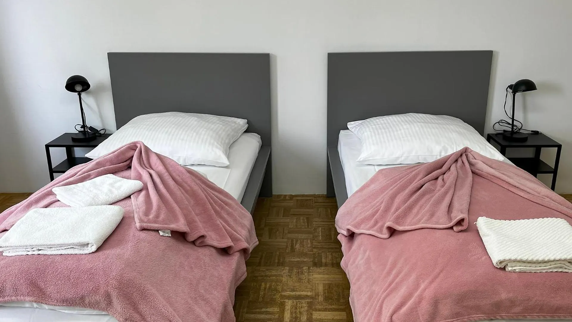 Spacious Apartments In Central Cologne, Near The Cathedral