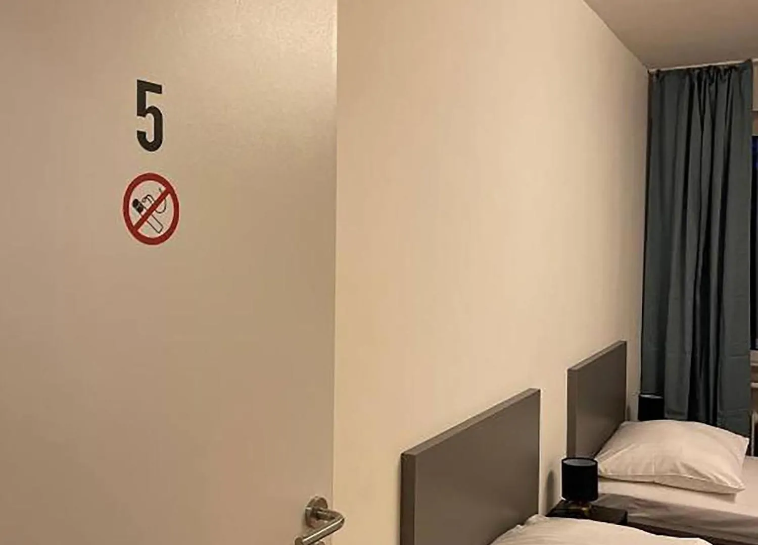 Spacious Apartments In Central Cologne, Near The Cathedral