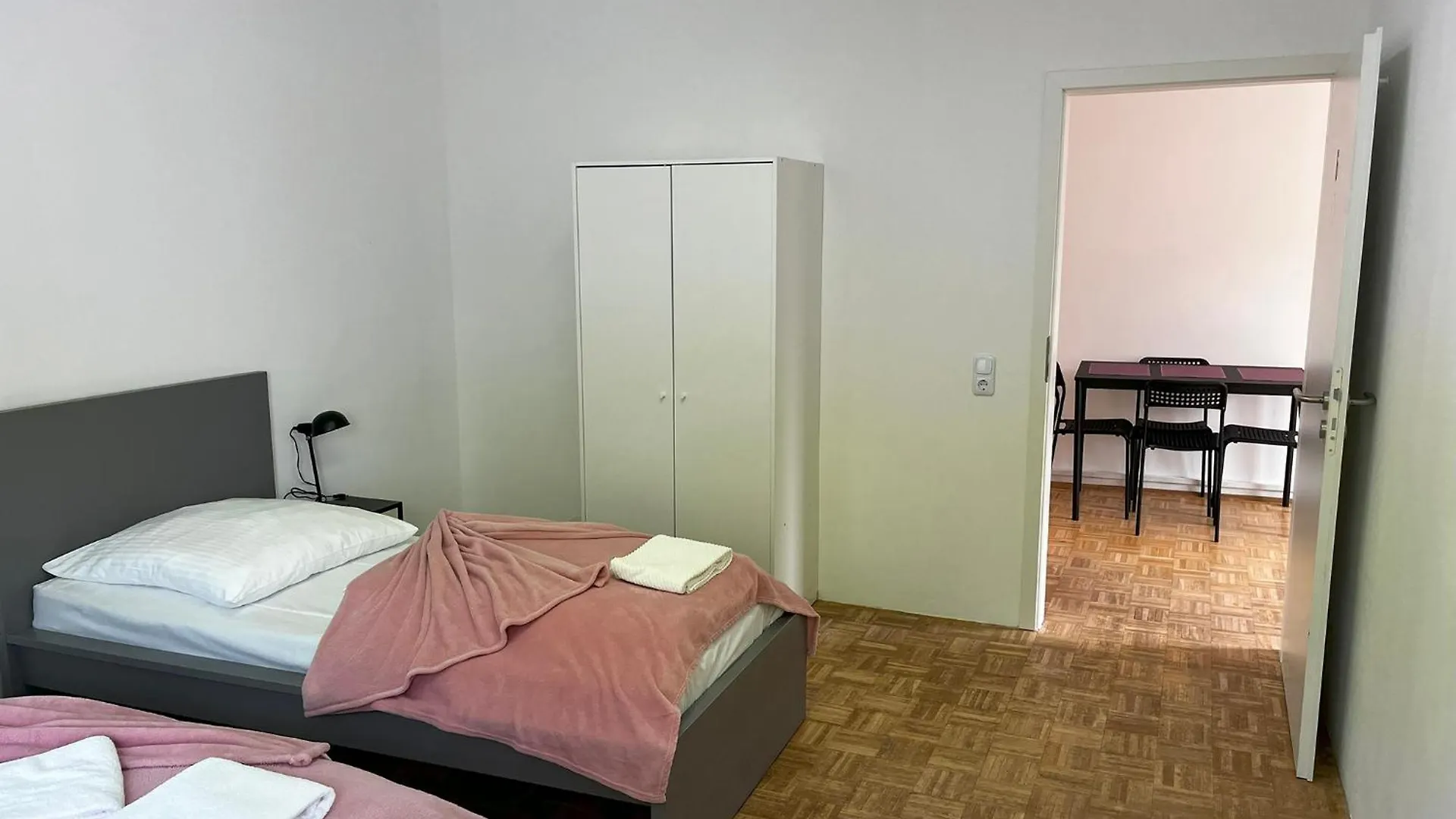 Spacious Apartments In Central Cologne, Near The Cathedral