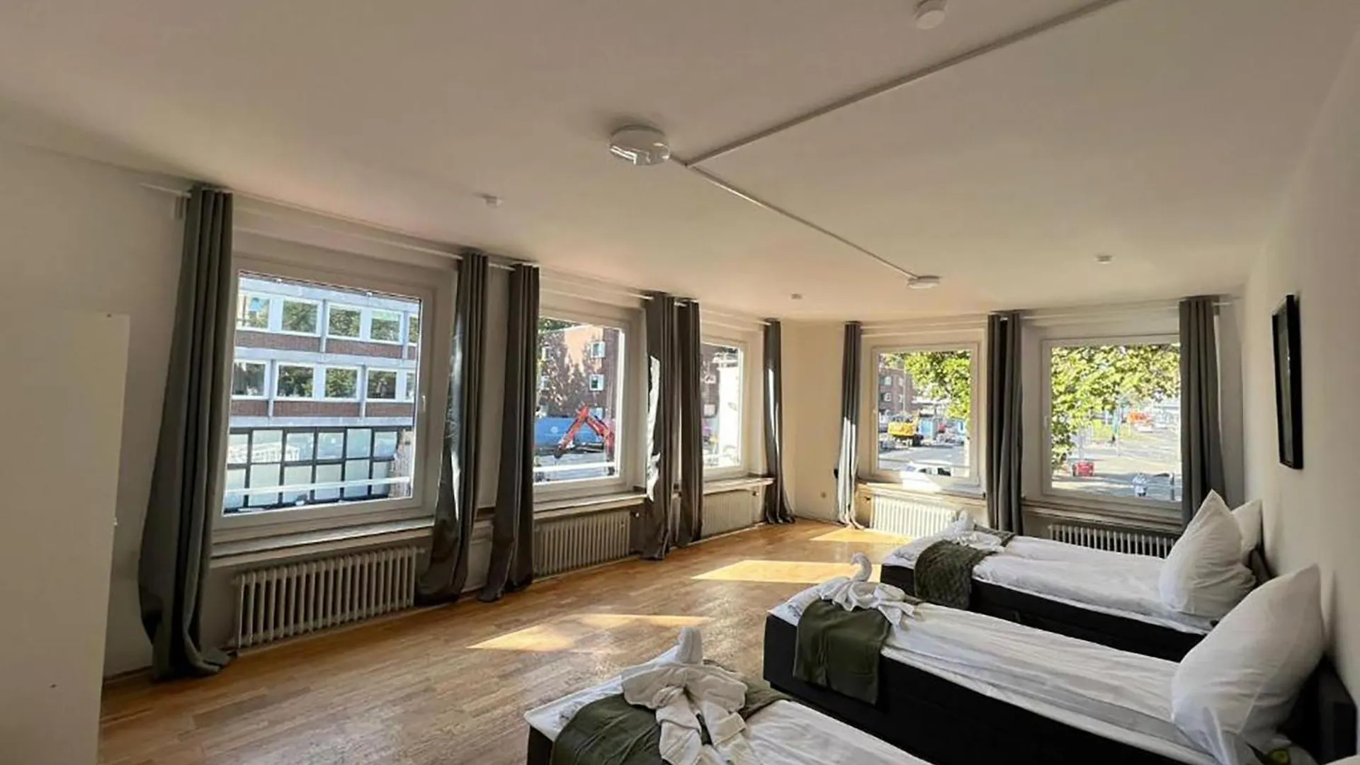 Spacious Apartments In Central Cologne, Near The Cathedral